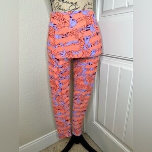LuLaRoe Peachy Orange, Red & Purple Lotus Print OS Leggings